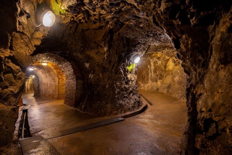 Abandoned sites and underground spaces