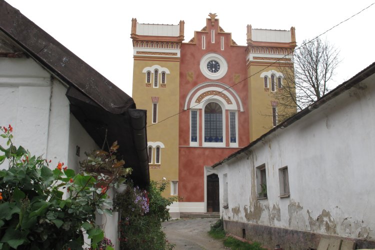 Synagogue front view