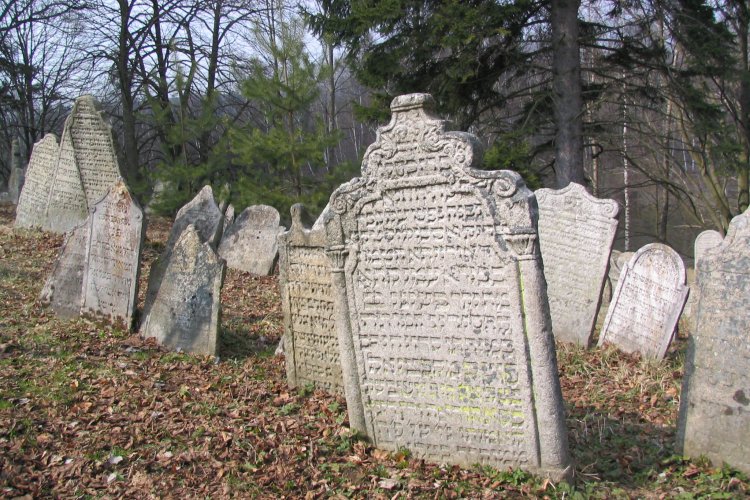 Jewish cemetery