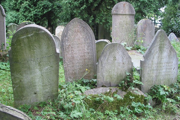 Jewish cemetery